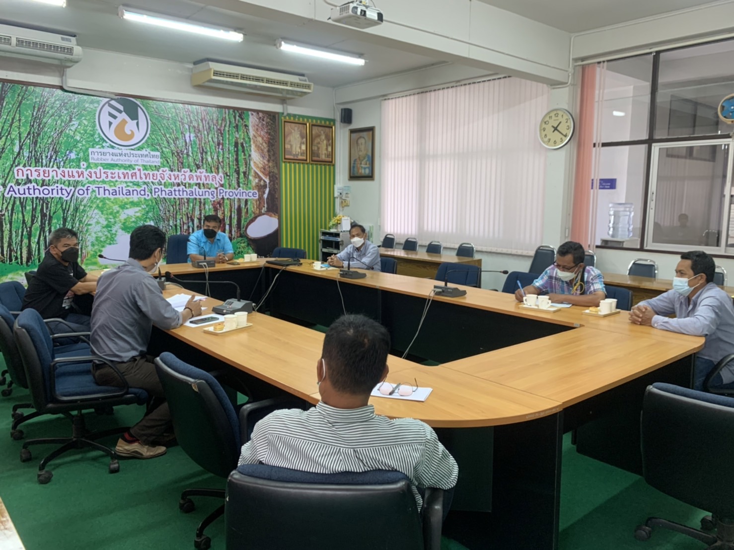 ประมงจังหวัดพัทลุง ร่วมประชุมการเลี้ยงปลาหมอในสวนยางพารา  เพื่อเป็นอาชีพเสริมสร้างรายได้ให้เกษตรกร (เฟส 2) ของจังหวัดพัทลุง