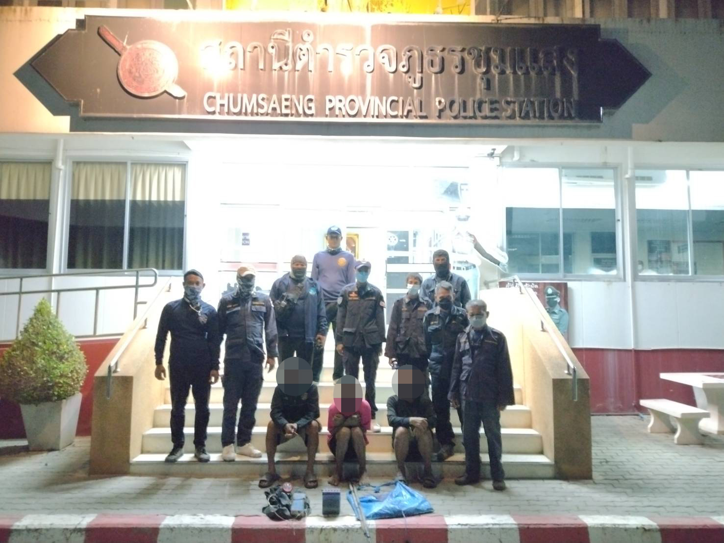 ปฏิบัติงานควบคุมการทำประมงในเขตพื้นที่จังหวัดนครสวรรค์