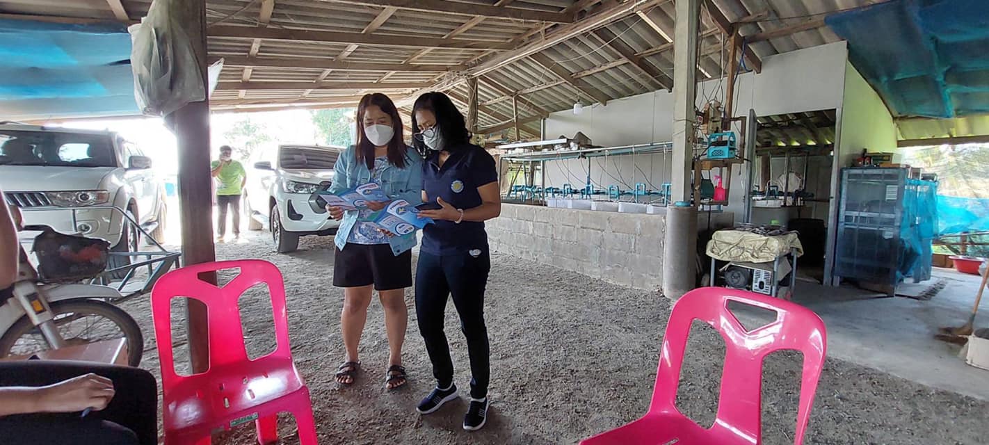 ลงพื้นที่ขึ้นทะเบียนเกษตรกร ประชาสัมพันธ์ช่องทางการจำหน่ายสัตว์น้ำและประชาสัมพันธ์ภัยแล้งด้านประมง อำเภอโพธาราม..คลิก
