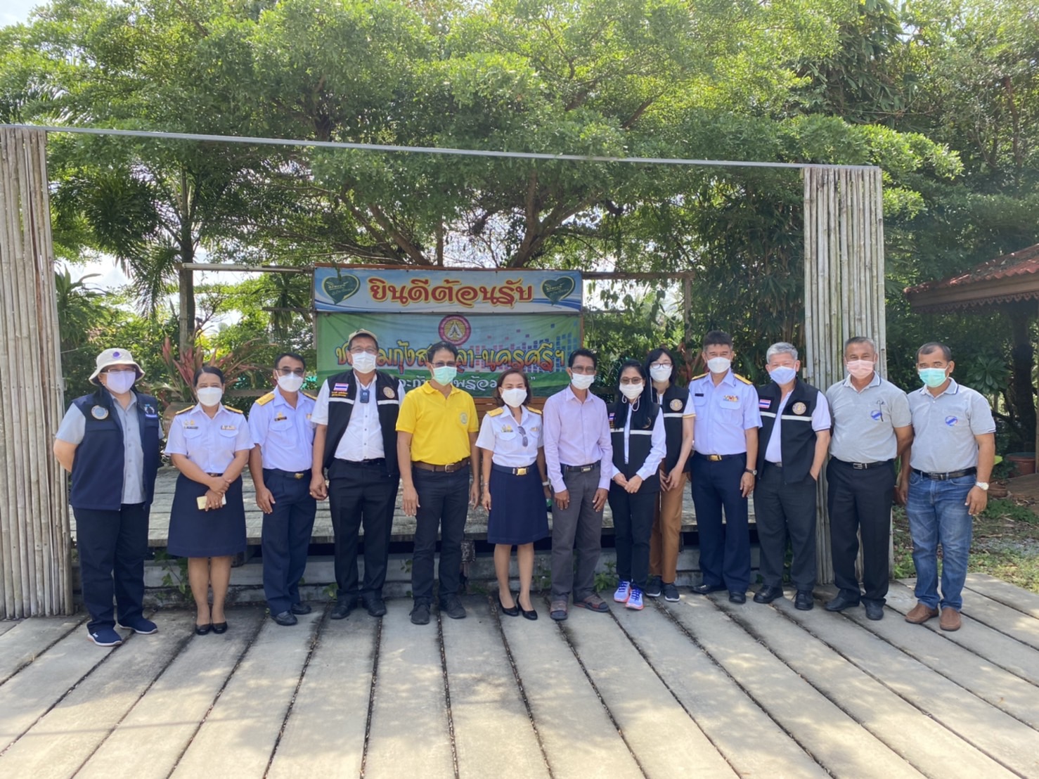 คณะทำงานเดินทางเข้าคัดเลือกเกษตรกรดีเด่น ประเภทอาชีพเพาะเลี้ยงสัตว์น้ำกร่อย ระดับประเทศ ประจำปี 2565 ณ สำนักงานประมงจังหวัดนครศรีธรรมราช..คลิก