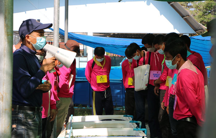 สำนักงานคุมประพฤติจังหวัดจันทบุรี นำผู้เข้ารับการฝึกอบรมศูนย์ขวัญแผ่นดินจังหวัดจันทบุรี รุ่นที่ 2 ประจำปีงบประมาณ 2565 ศึกษาดูงานศูนย์ศึกษาการพัฒนาอ่าวคุ้งกระเบนฯ..คลิก