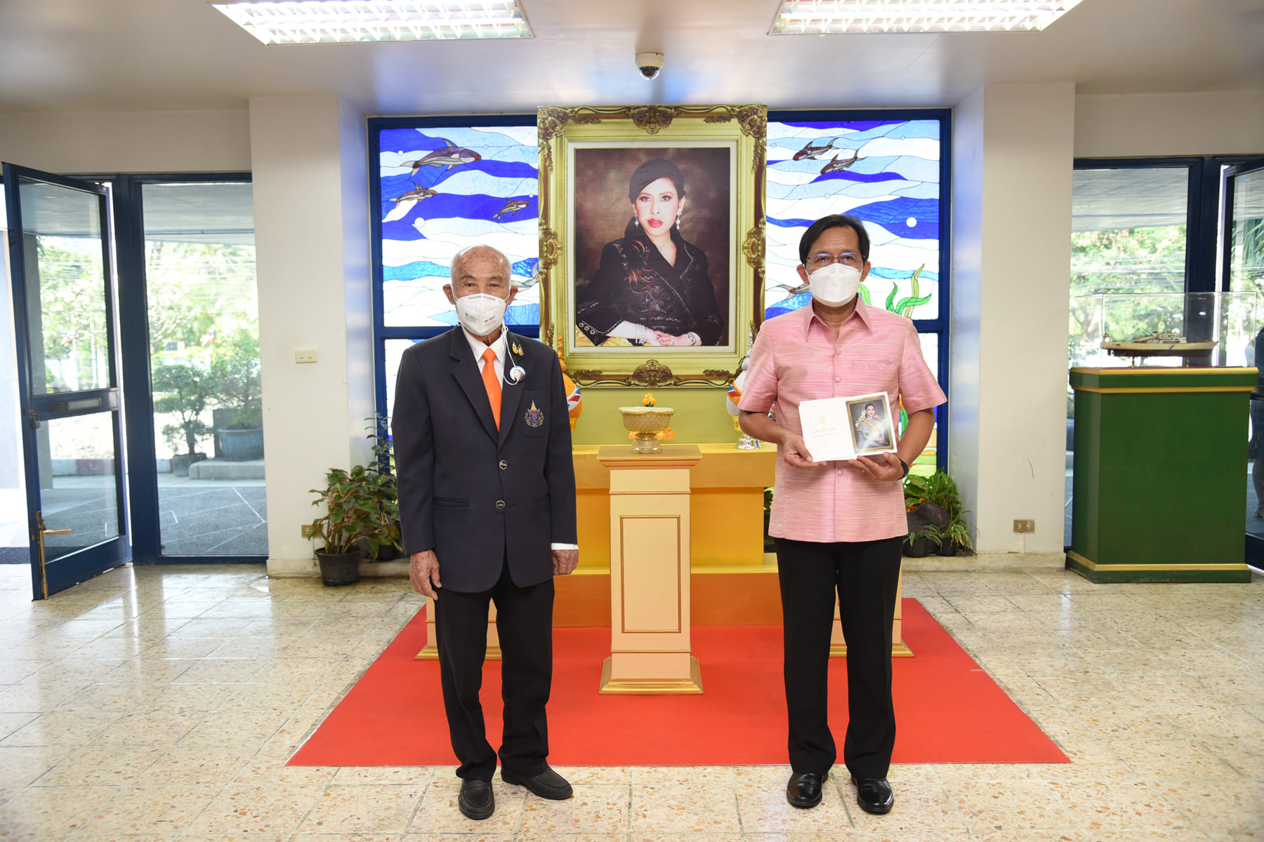 สมเด็จพระเจ้าน้องนางเธอ เจ้าฟ้าจุฬาภรณวลัยลักษณ์ อัครราชกุมารี กรมพระศรีสวางควัฒน วรขัตติยราชนารี พระราชทาน ส.ค.ส. เนื่องในวารดิถีขึ้นปีใหม่ พุทธศักราช ๒๕๖๕ แก่กรมประมง..คลิก