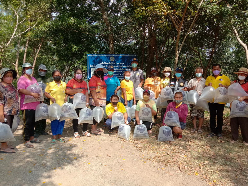 สนับสนุนพันธุ์ปลากินพืช เพื่อปล่อยลงสู่อ่างเก็บน้ำวังเลน อำเภอป่าพะยอม จังหวัดพัทลุง..คลิก