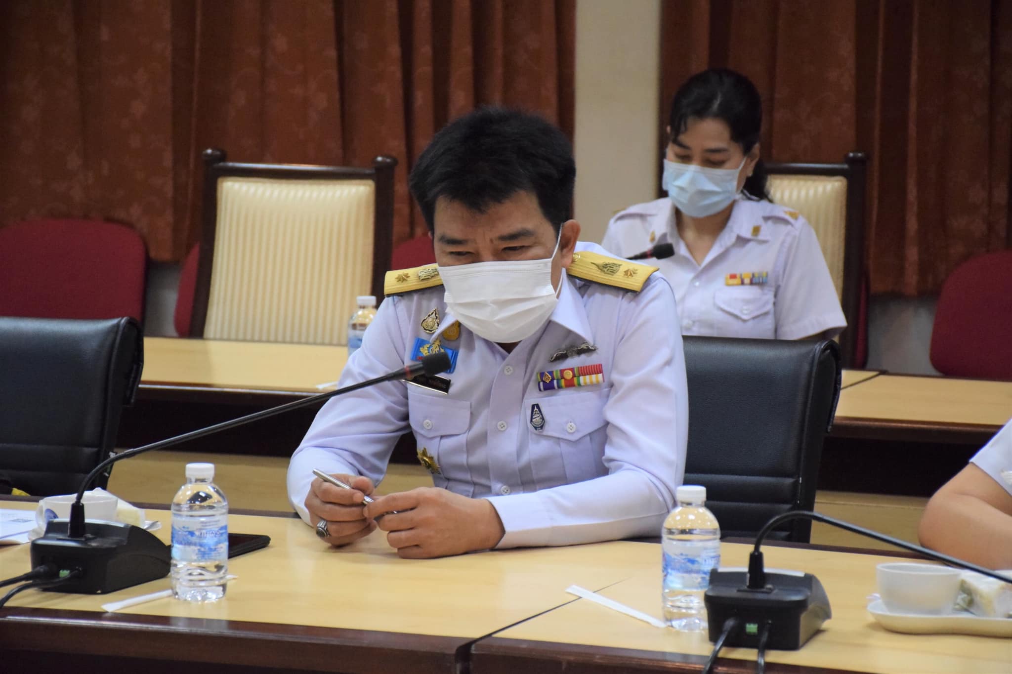 นายสุวัฐน์ วงศ์สุวัฒน์ เลขานุการกรม กรมประมง เป็นประธานการประชุมติดตามงานสำนักงานเลขานุการกรม..คลิก