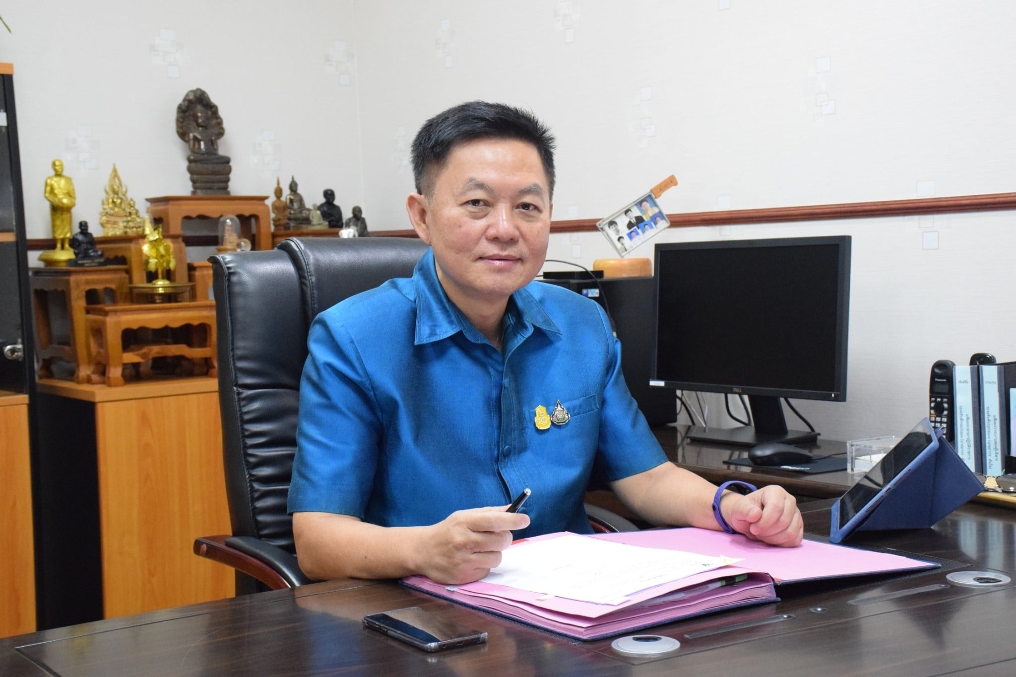 กรมประมง...เร่งประชาสัมพันธ์ชี้แจงแนวทางในการออกใบอนุญาตและหลักเกณฑ์การจัดสรรใบอนุญาตทำการประมงพาณิชย์ สำหรับปีการประมง 2565 – 2566 ซึ่งมีการกำหนดถึงพื้นที่ทำการประมง กลุ่มเครื่องมือในการทำประมง หลักเกณฑ์การพิจารณาจัดสรรใบอนุญาตในกลุ่มเครื่องมือ เพื่อสร้างความรู้ความเข้าใจให้กับพี่น้องชาวประมง ตามประกาศฉบับใหม่..คลิก