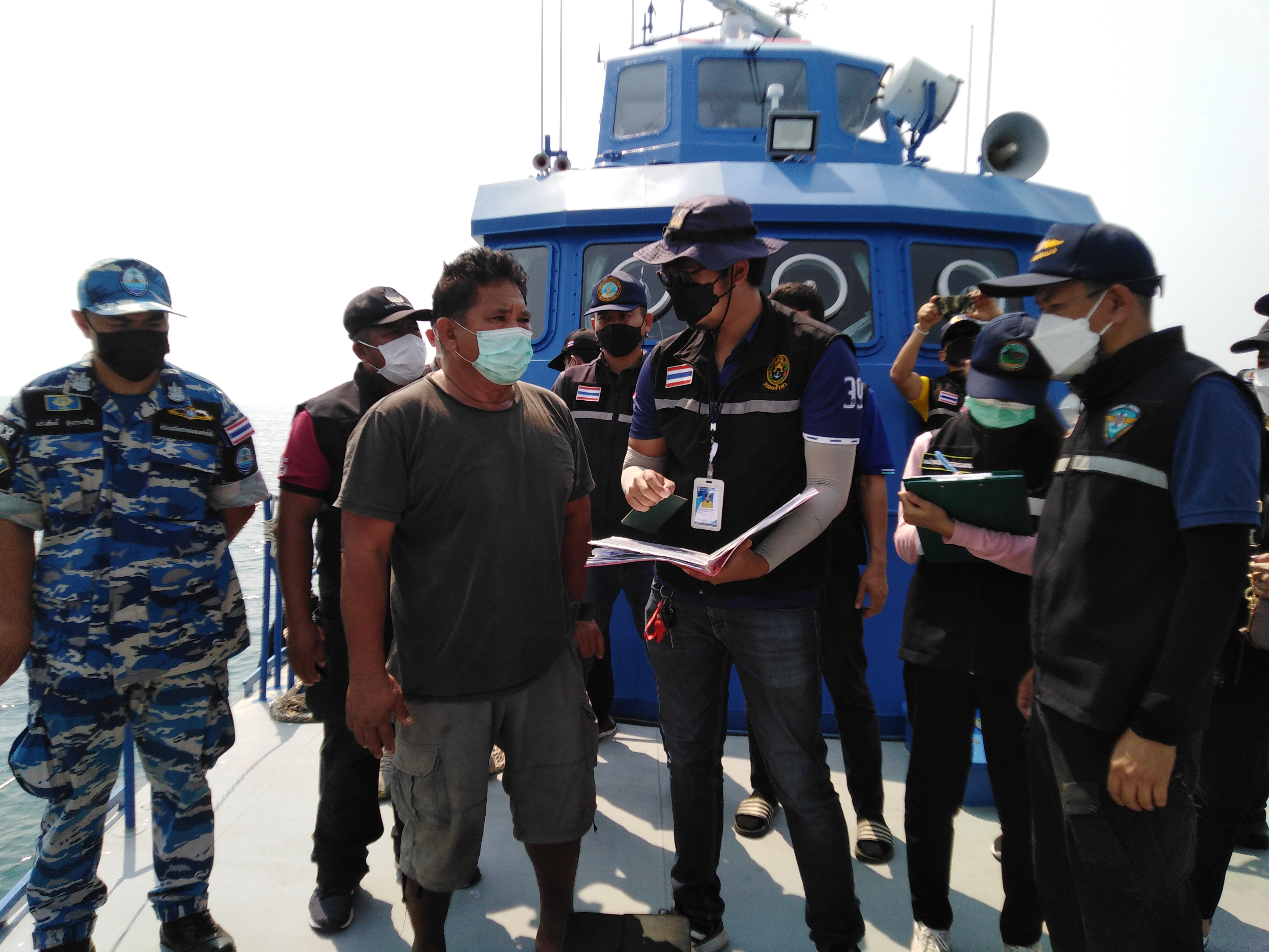 เรือตรวจประมงทะเล 701 ออกปฏิบัติงานบูรณาการตรวจร่วมเรือประมงเพื่อจัดการปัญหาแรงงานต่างด้าวและการค้ามนุษย์ด้านการประมง..คลิก