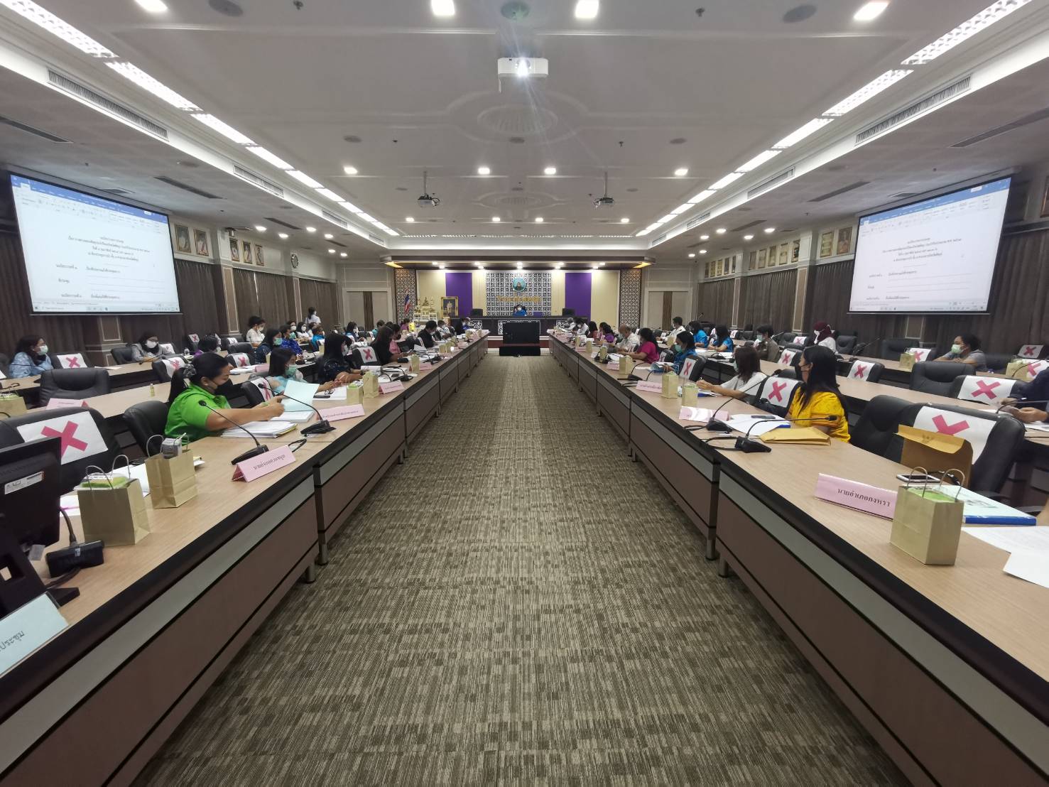 ประชุมตรวจสอบพัสดุประจำปีของจังหวัดพัทลุง ประจำปีงบประมาณ พ.ศ.2563..คลิก