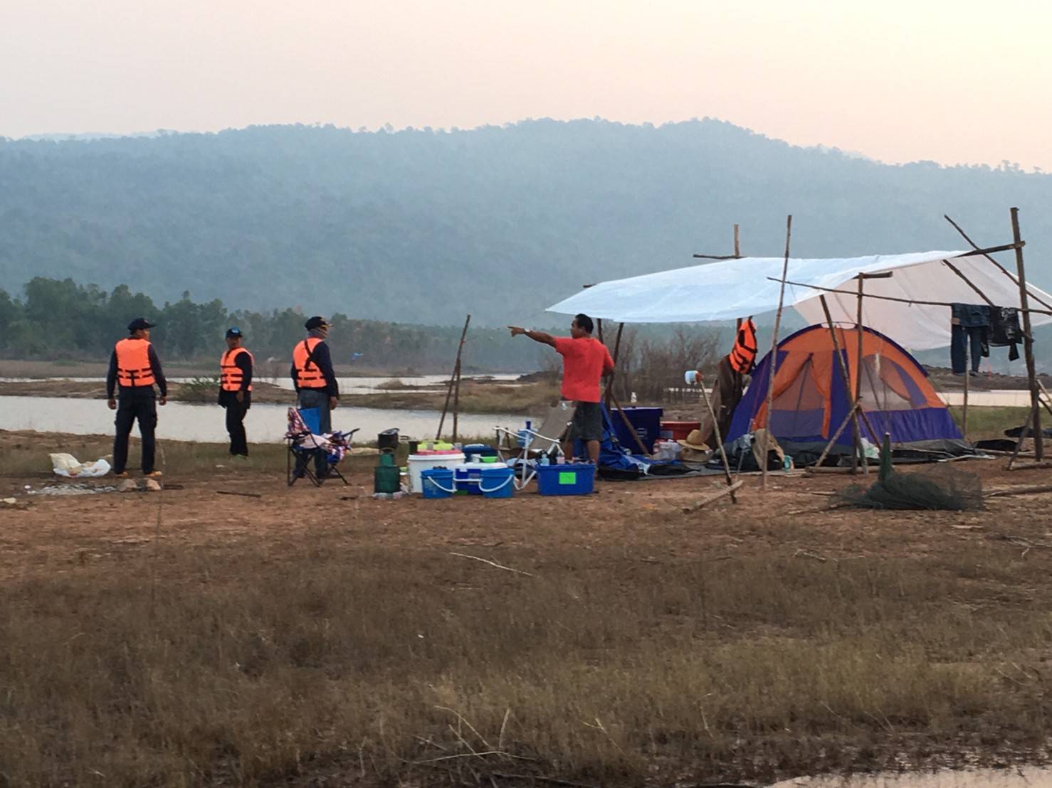ปฏิบัติงานควบคุมการทำประมงในพื้นที่จังหวัดปราจีนบุรี