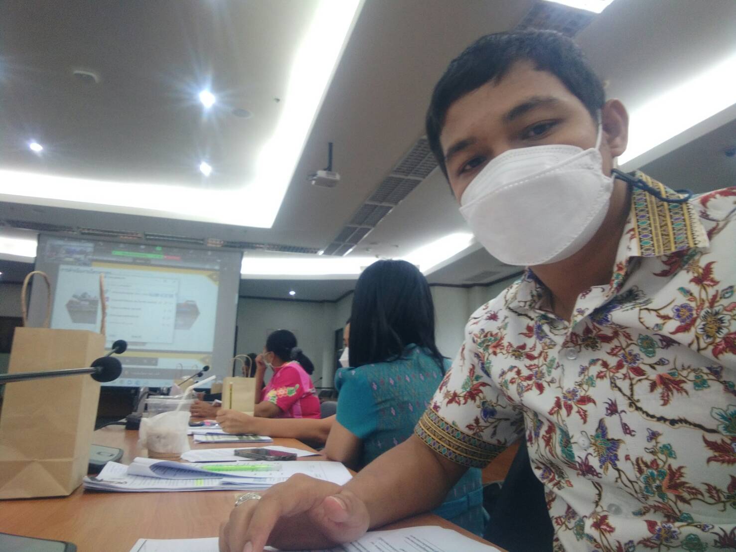 เข้าร่วมประชุมคณะกรรมการประสานงานการขับเคลื่อนและขยายผลโครงการอันเนื่องมาจากพระราชดำริ และหลักปรัชญาของเศรษฐกิจพอเพียง จังหวัดกระบี่..คลิก