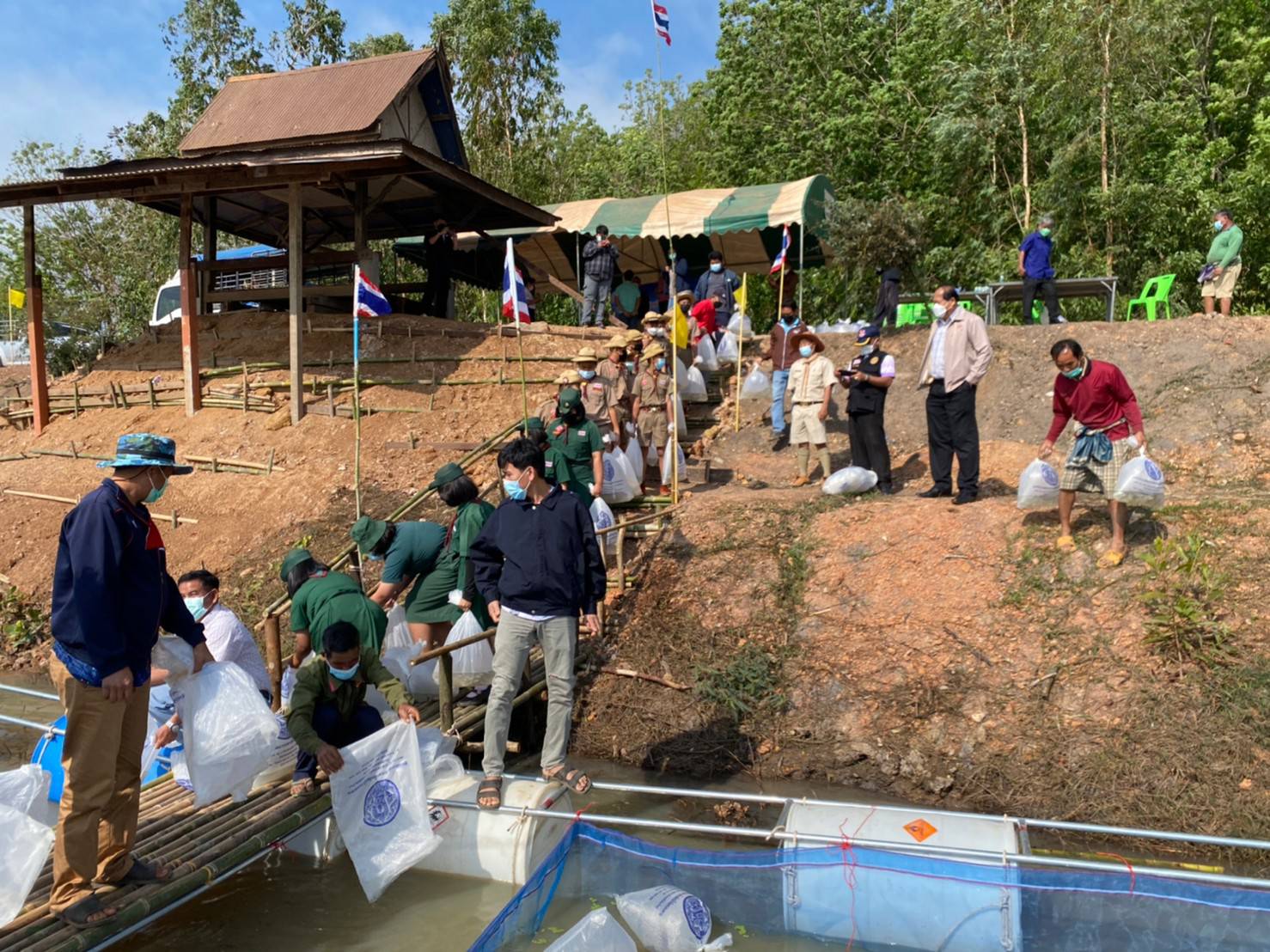 โครงการธนาคารสินค้าเกษตร (กิจกรรมสนับสนุนธนาคารผลผลิตสัตว์น้ำแบบมีส่วนร่วม) ประจำปี 2565..คลิก