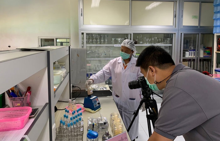 สื่อวีดิทัศน์ สำหรับการฝึกอบรมออนไลน์ หลักสูตร “การผลิต การตรวจสอบคุณภาพ และการใช้ประโยชน์จากหัวเชื้อจุลินทรีย์ ปม.1 สูตรผง และปม.2 สูตรน้ำ”