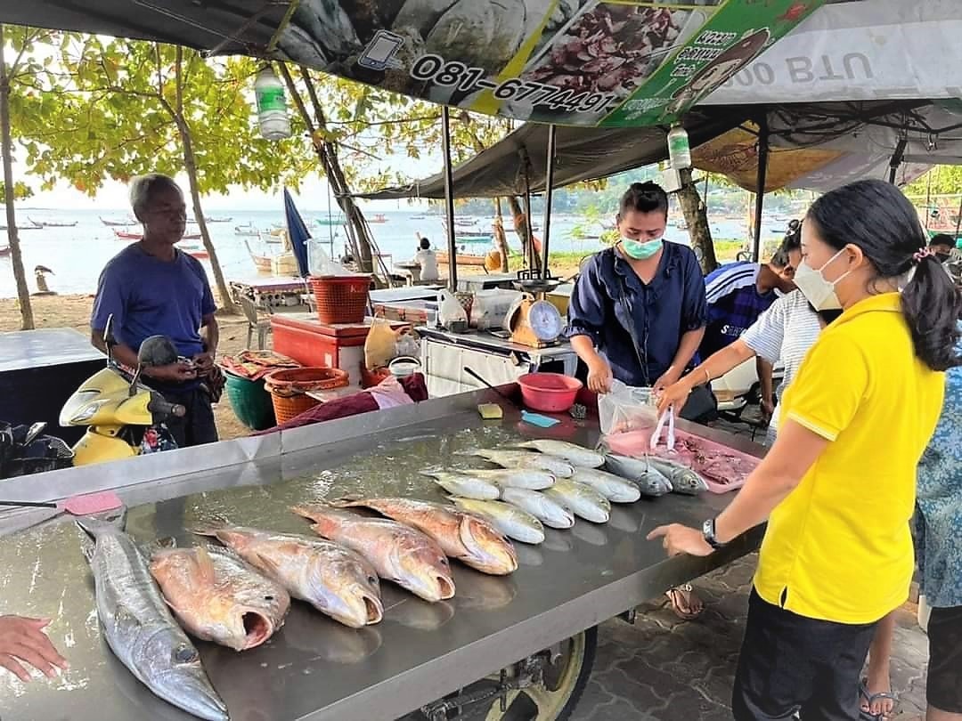 Fisherman Market ตลาดสินค้าประมงพื้นบ้าน..คลิก