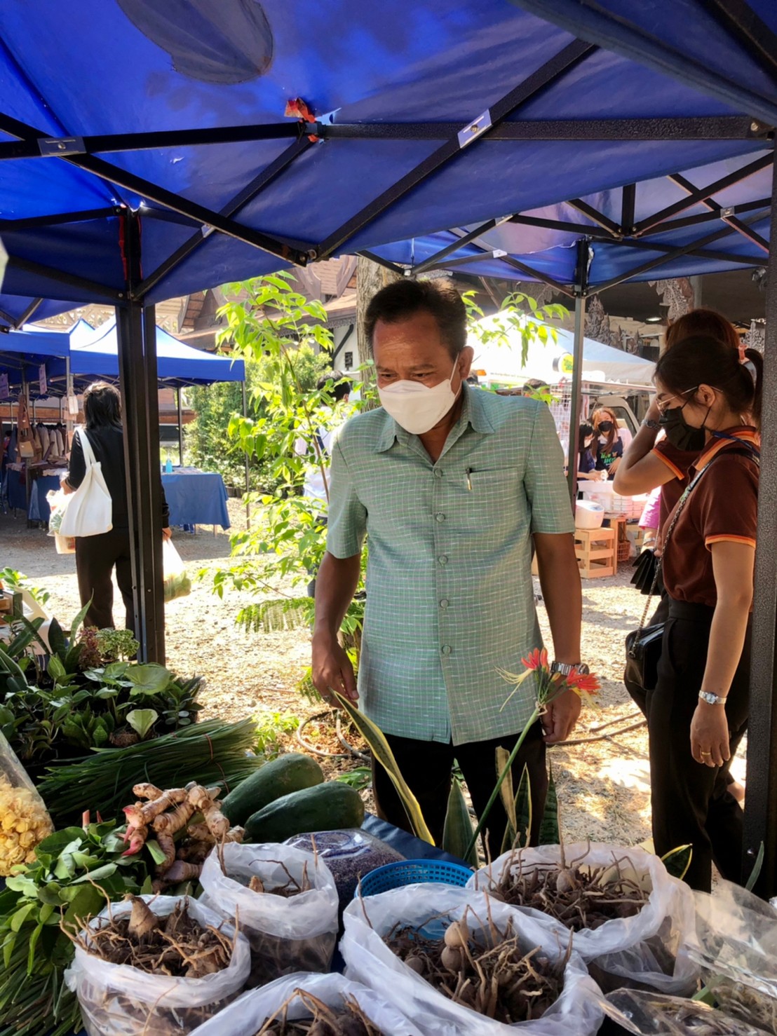 ประมงจังหวัดอุบลราชธานีร่วมพิธีเปิดเทศกาล”ช้อปของเด่น กินของดีที่มาระแม ครั้งที่ 2”..คลิก