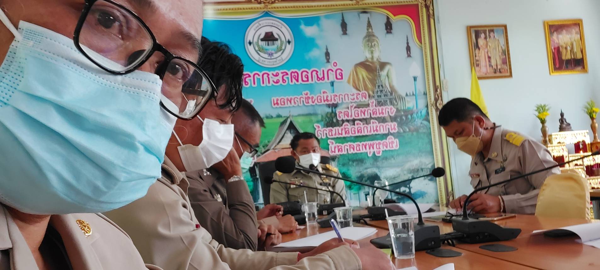 ประมงอำเภอตระการพืชผล เข้าร่วมประชุมหัวหน้าส่วนราชการ หัวหน้าหน่วยงานรัฐวิสาหกิจ ผู้บริหารสถานศึกษา คณะกรรมการบริหารงานอำเภอแบบบูรณาการ(กบอ.)อำเภอตระการพืชผล จังหวัดอุบลราชธานี ครั้งที่ 3/2565 ประจำเดือนมีนาคม 2565 ณ ห้องประชุมที่ว่าการอำเภอตระการพืชผล ชั้น 2 ..คลิก