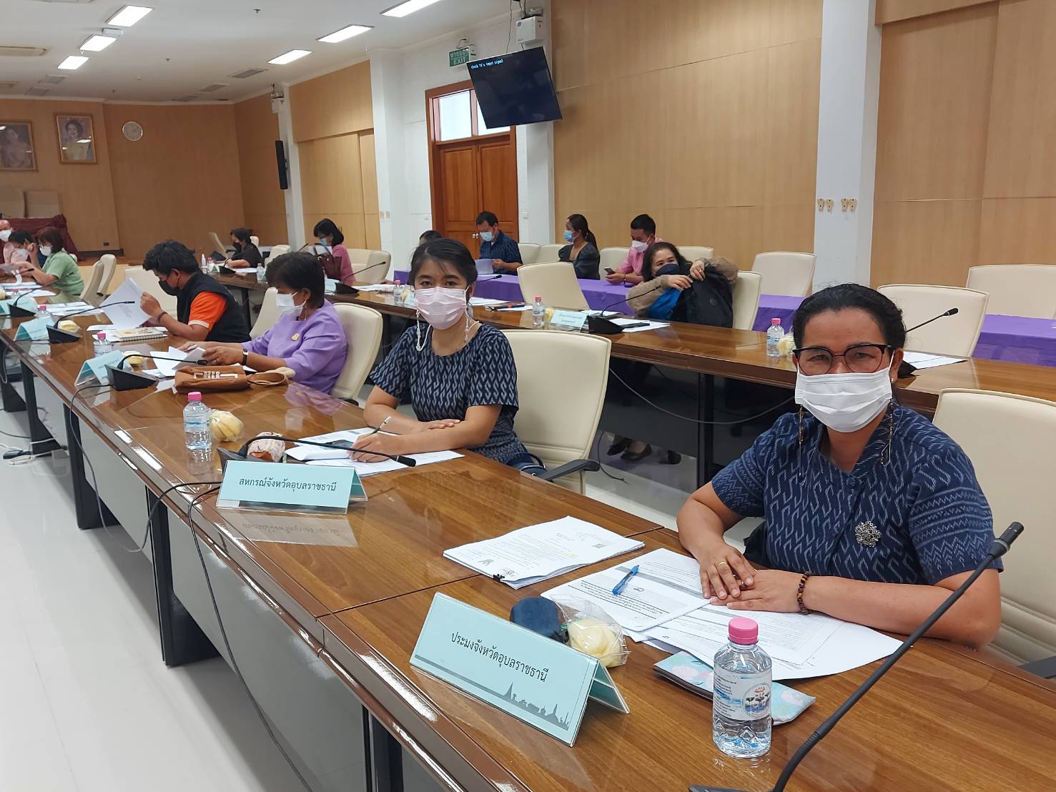 หัวหน้ากลุ่มบริหารและยุทธศาสตร์ เข้าร่วมประชุมหนดค่าเป้าหมายตัวชี้วัดตามมาตรการปรับปรุงประสิทธิภาพในการปฏิบัติราชการประจำปี พ.ศ.2565  ณ ห้องประชุมพรหมวรราช..คลิก