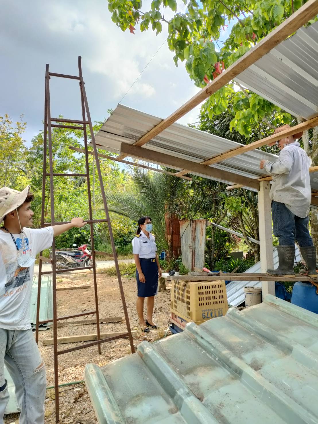 ประมงอำเภอป่าบอน ลงพื้นที่ติดตามและเยี่ยมชมการดำเนินงานของกลุ่มแปรรูปปลาต้นน้่ำ
