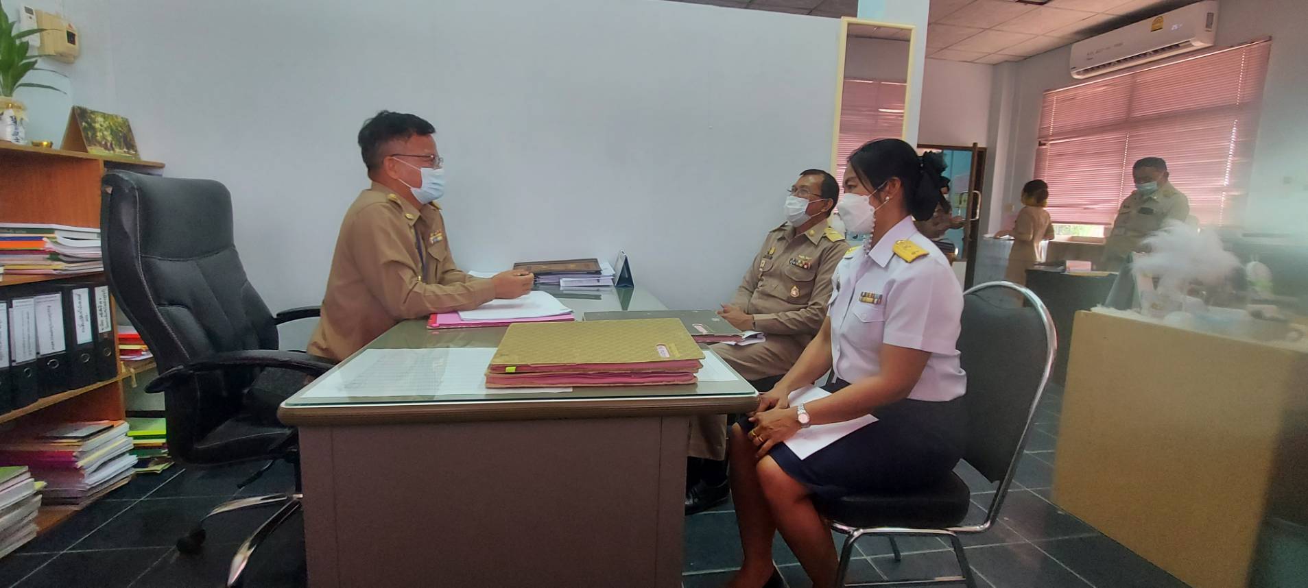 ประมงอำเภอวารินชำราบ แจ้งแนวทางการยื่นขออนุญาตตามระเบียบกรมประมง เรื่อง การขออนุญาตทำการแก้ไขเปลี่ยนแปลงที่จับสัตว์น้ำที่เป็นสาธารณสมบัติของแผ่นดินให้ผิดไปจากสภาพที่เป็นอยู่..คลิก