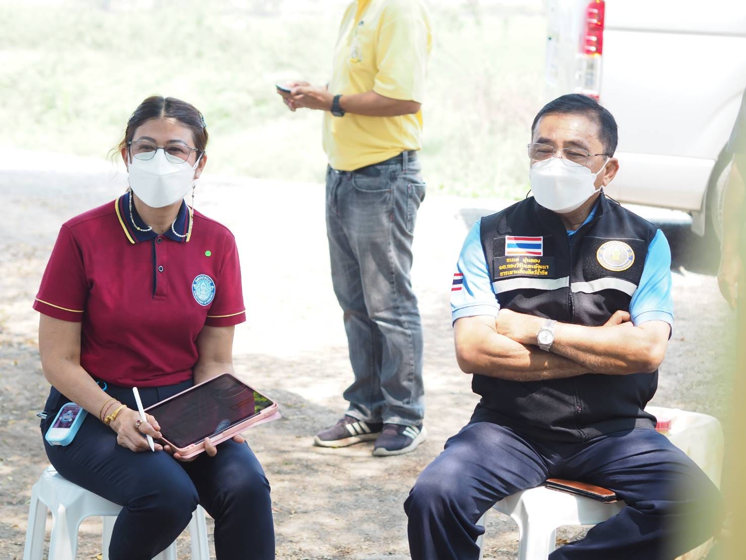 นายเฉลิมชัย สุวรรณรักษ์ อธิบดีกรมประมง เข้าตรวจเยี่ยมและพบปะพูดคุยกับเกษตรกรกลุ่มแปลงใหญ่กุ้งก้ามกรามบ้านสะพานพัฒนา โดยมีนางสาคู พงษ์เพชร หัวหน้ากลุ่มเกษตรกรแปลงใหญ่กุ้งก้ามกรามบ้านสะพานพัฒนา และเกษตรกรในกลุ่มฯ ร่วมให้การต้อนรับ..คลิก