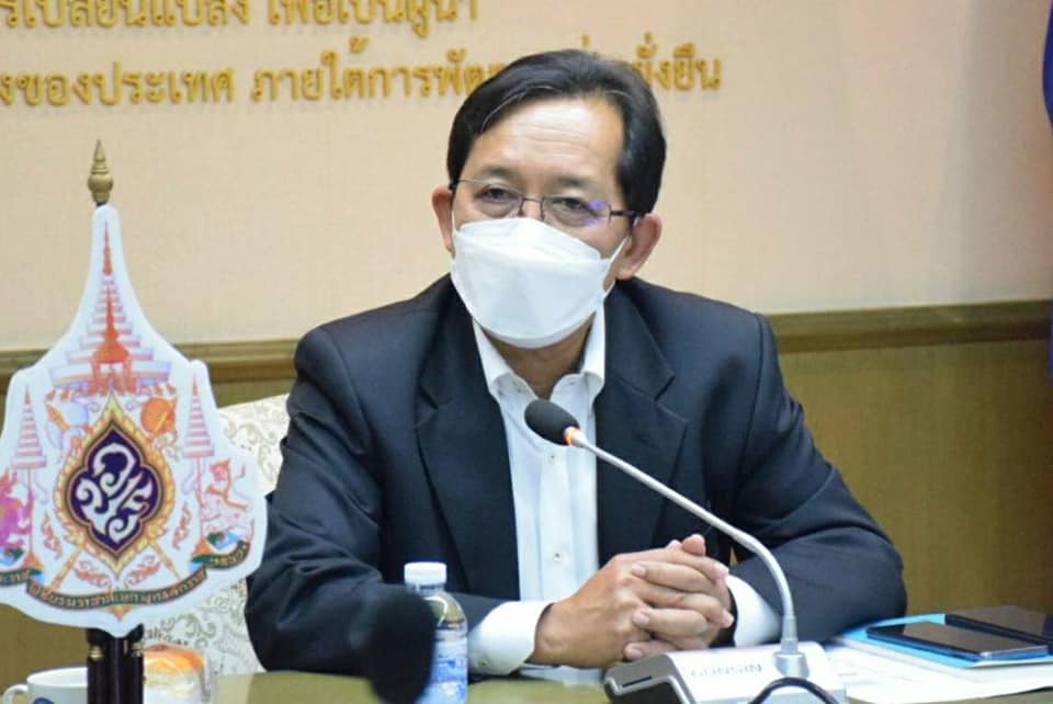 วันพฤหัสบดีที่ 10 มีนาคม 2565 เวลา 10:00 น.  นายสุพจน์ ชัยวัฒน์ศิริกุล กรรมการผู้จัดการ บริษัท ไอคอนสยาม จำกัด และคณะ เข้าพบอธิบดีกรมประมง นายเฉลิมชัย สุวรรณรักษ์ เพื่อแสดงความยินดีในโอกาสที่ได้รับการแต่งตั้งให้ดำรงตำแหน่งอธิบดีกรมประมง..คลิก