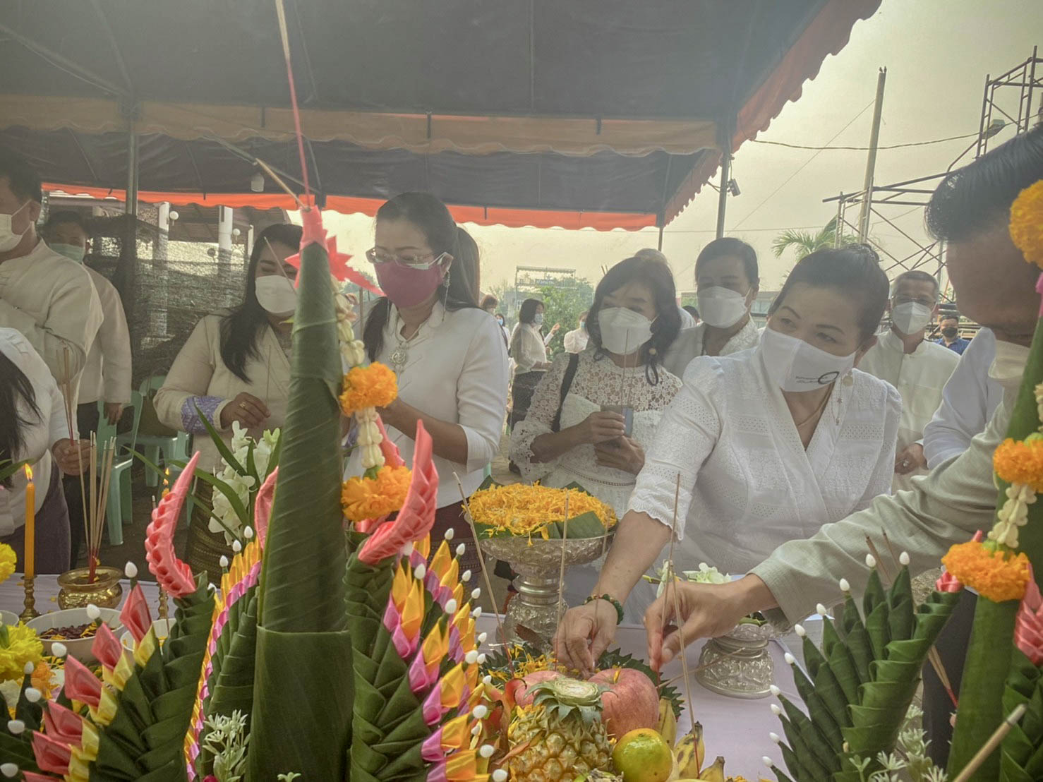 ประมงจังหวัดน่าน พร้อมด้วยข้าราชการและเจ้าหน้าที่สำนักงานประมงจังหวัดน่าน ร่วมพิธีบวงสรวงสิ่งศักดิ์สิทธิ์ประจำเมืองน่าน ในงานประจำปีและของดีเมืองน่าน ประจำปี 2565..คลิก