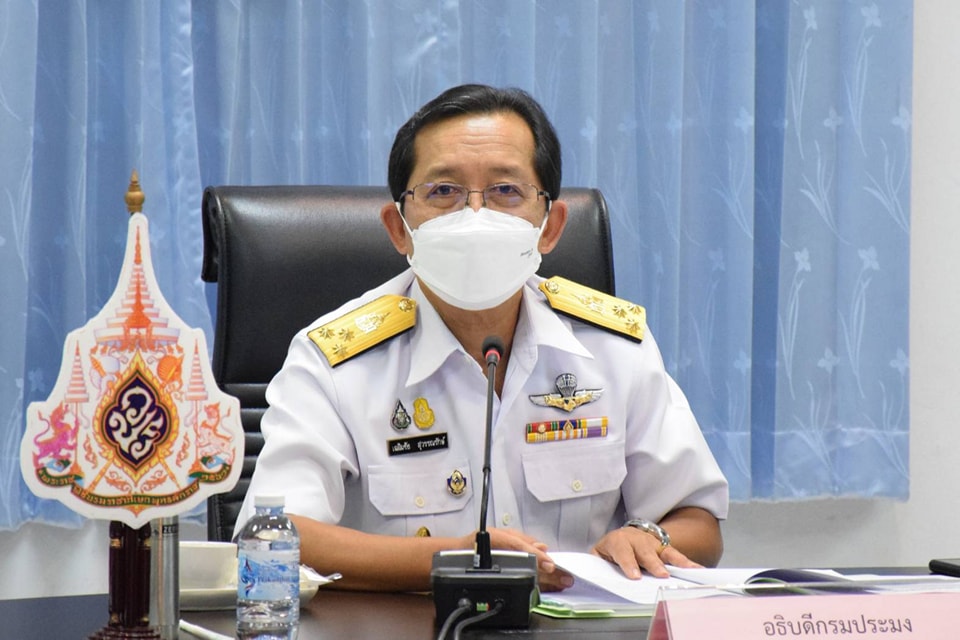 นายเฉลิมชัย สุวรรณรักษ์ อธิบดีกรมประมง เป็นประธานการประชุมคณะกรรมการพิจารณาจัดสรรใบอนุญาตทำการประมงพาณิชย์ สำหรับปีการประมง 2565-2566 ครั้งที่ 1/2565..คลิก
