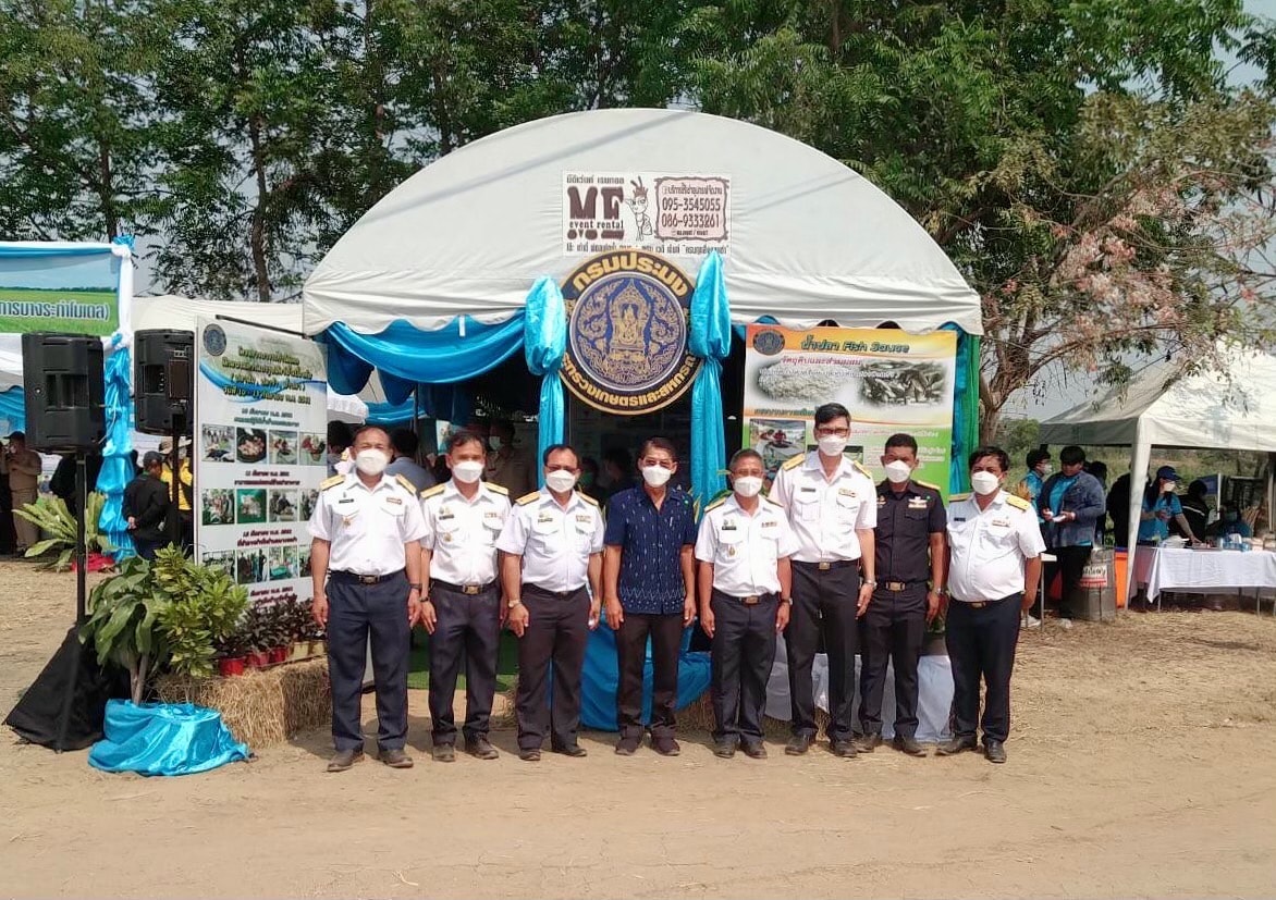 นายประพันธ์ ลีปายะคุณ รองอธิบดีกรมประมง ลงพื้นที่ติดตาม ดร.เฉลิมชัย ศรีอ่อน รัฐมนตรีว่าการกระทรวงเกษตรและสหกรณ์ เพื่อเยี่ยมชมกิจกรรมการรับน้ำเข้าระบบส่งน้ำพื้นที่ลุ่มต่ำบางระกำ ภายใต้โครงการบางระกำโมเดล 2565 ณ ท่อระบายน้ำคลองแยงมุม อ.พรหมพิราม จ.พิษณุโลก..คลิก