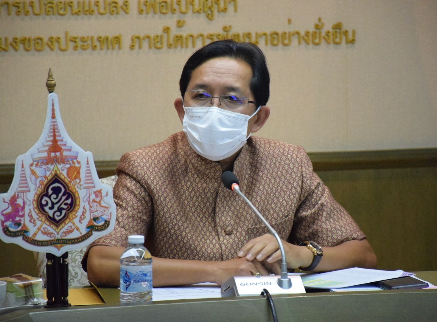 นายเฉลิมชัย สุวรรณรักษ์ อธิบดีกรมประมง เป็นประธานการประชุมติดตามความก้าวหน้าการแก้ไขปัญหาเกษตรกรผู้เพาะพันธุ์ปลากะพงขาว จังหวัดฉะเชิงเทรา กรณีการส่งออกลูกพันธุ์ไปต่างประเทศ..คลิก