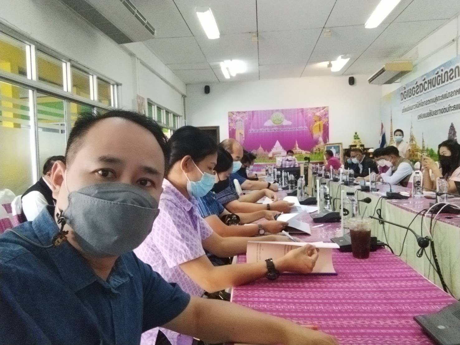 ร่วมประชุมคณะอนุกรรมการนโยบายที่ดิน  จังหวัดร้อยเอ็ด..คลิก