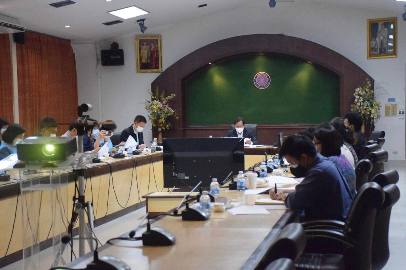 นายเฉลิมชัย สุวรรณรักษ์ อธิบดีกรมประมง เป็นประธานการประชุมคณะกรรมการจัดงานนิทรรศการด้านการประมงในงานวันประมงน้อมเกล้าฯ ครั้งที่ 32