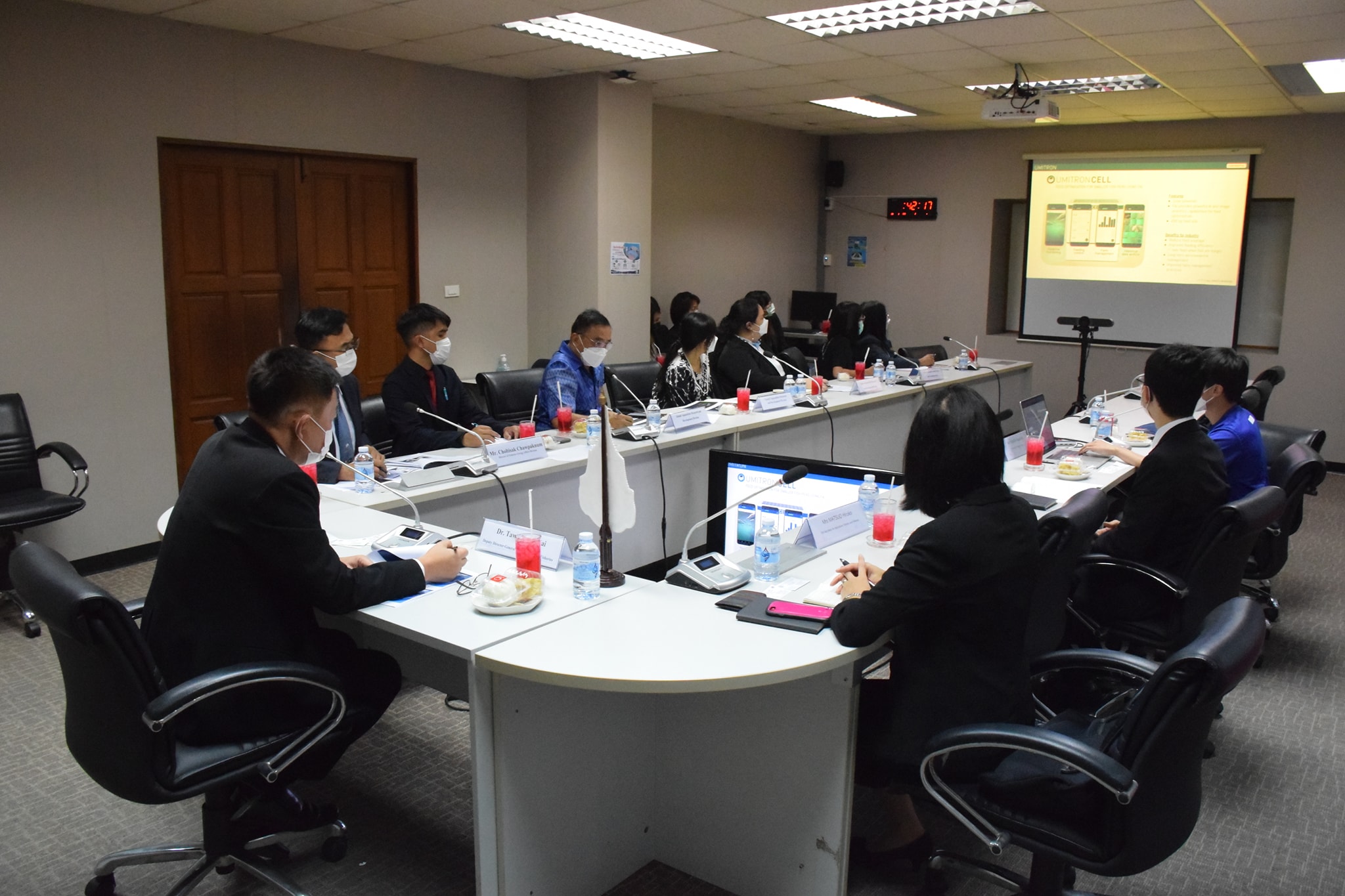 On Wednesday 30th March 2022, representatives of the Department of Fisheries, Thailand led by Dr. Taworn Thunjai, Deputy Director-General welcomed Mrs. MATSUO Hiroko, First Secretary for Agriculture, Forestry and Fisheries, as well as Mr. KINJO Nobuhiko, Second Secretary for Agriculture, Forestry and Fisheries, Embassy of Japan to Thailand..คลิก