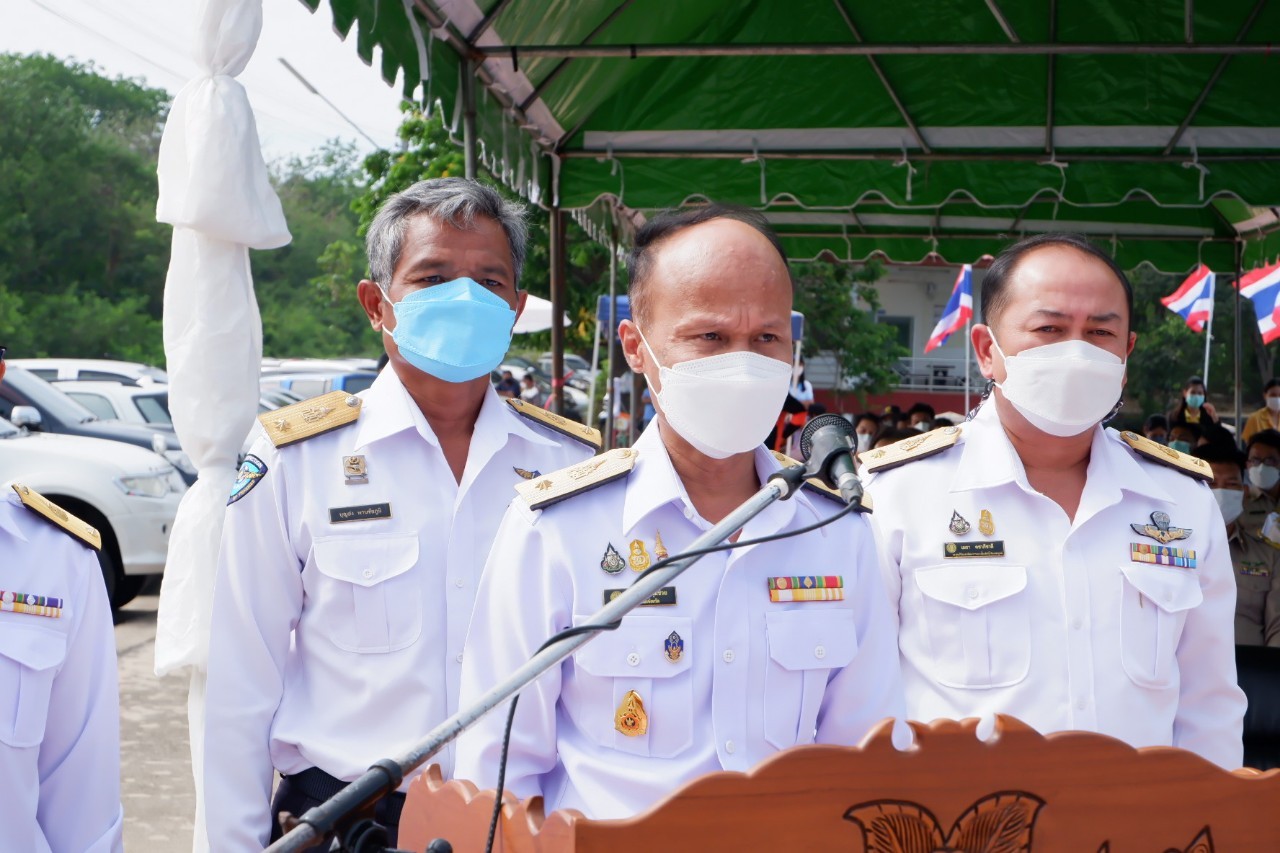 จังหวัดเพชรบูรณ์ จัดพิธีปล่อยพันธุ์สัตว์น้ำ เนื่องในวันข้าราชการพลเรือน  ประจำปี 2565