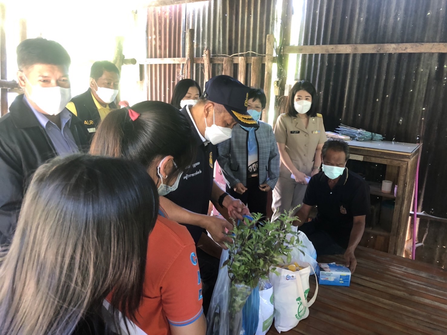โครงการจังหวัดเคลื่อนที่ บำบัดทุกข์ บำรุงสุข สร้างรอยยิ้มให้ประชาชน ครั้งที่ 5 ประจำปีงบประมาณ 2565 (กิจกรรมสนับสนุนด้านการประมง)..คลิก