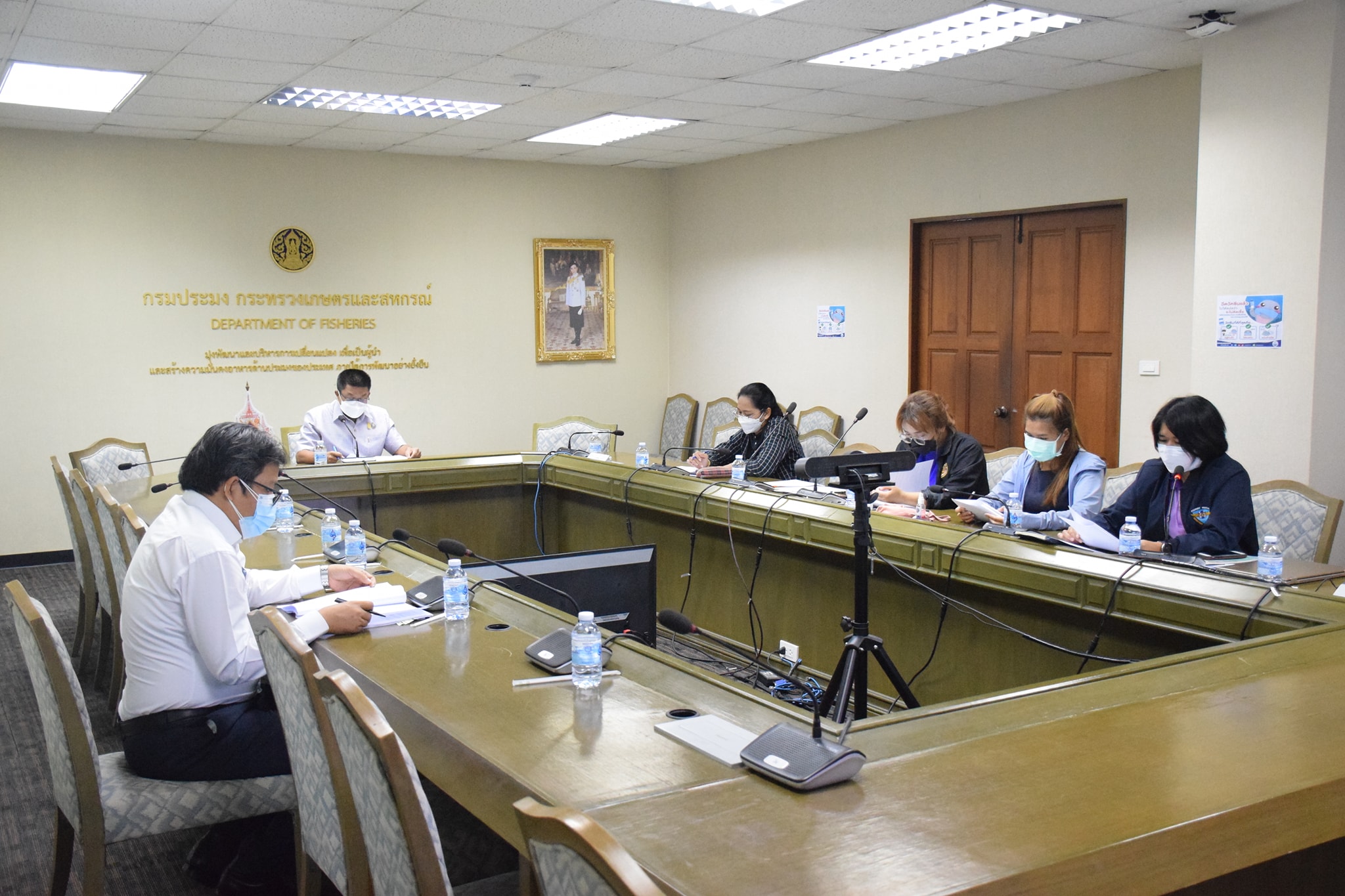 ร่วมประชุมหารือในประเด็น เรื่อง การเชื่อมโยงข้อมูลสนับสนุนการประมงจากระบบของกรมเจ้าท่ามาระบบฐานข้อมูลสารสนเทศกรมประมง (Fishing info)..คลิก