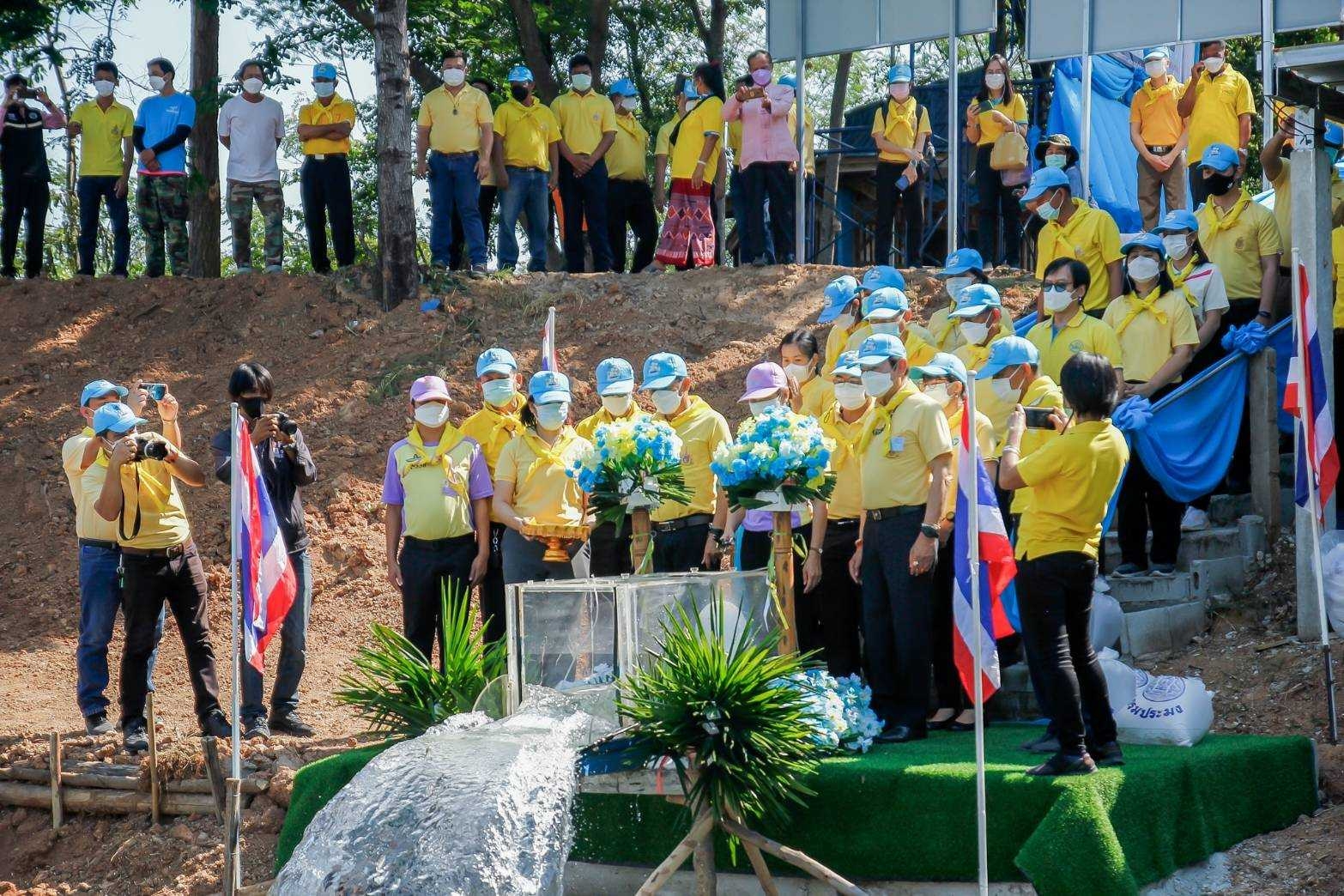 สำนักงานประมงจังหวัดเชียงใหม่ ร่วมกับศูนย์วิจัยและพัฒนาการเพาะเลี้ยงสัตว์น้ำจืดเชียงใหม่ จัดพิธีปล่อยพันธ์ุสัตว์น้ำ ภายใต้กิจกรรมจิตอาสา เนื่องในวันข้าราชการพลเรือน ประจำปี 2565..คลิก
