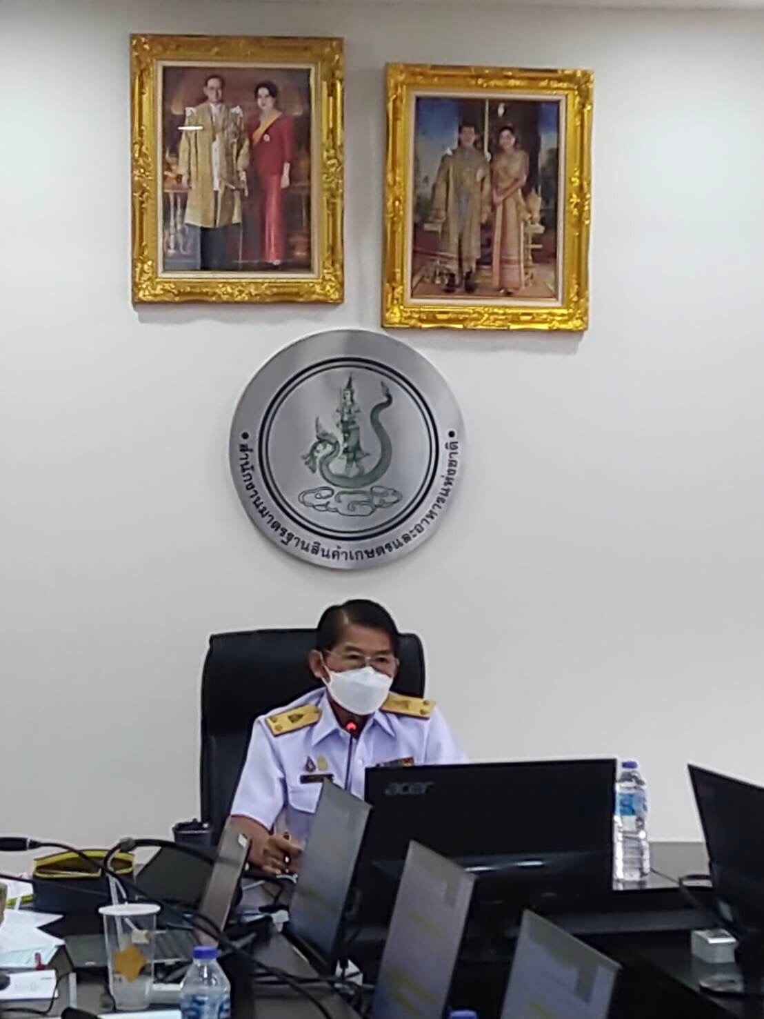 นายประพันธ์ ลีปายะคุณ รองอธิบดีกรมประมง เป็นประธานในการประชุมคณะกรรมการวิชาการพิจารณามาตรฐานสินค้าเกษตร เรื่อง การปฏิบัติทางการเพาะเลี้ยงสัตว์น้ำที่สำหรับกุ้งทะเล ครั้งที่ 3/2565..คลิก