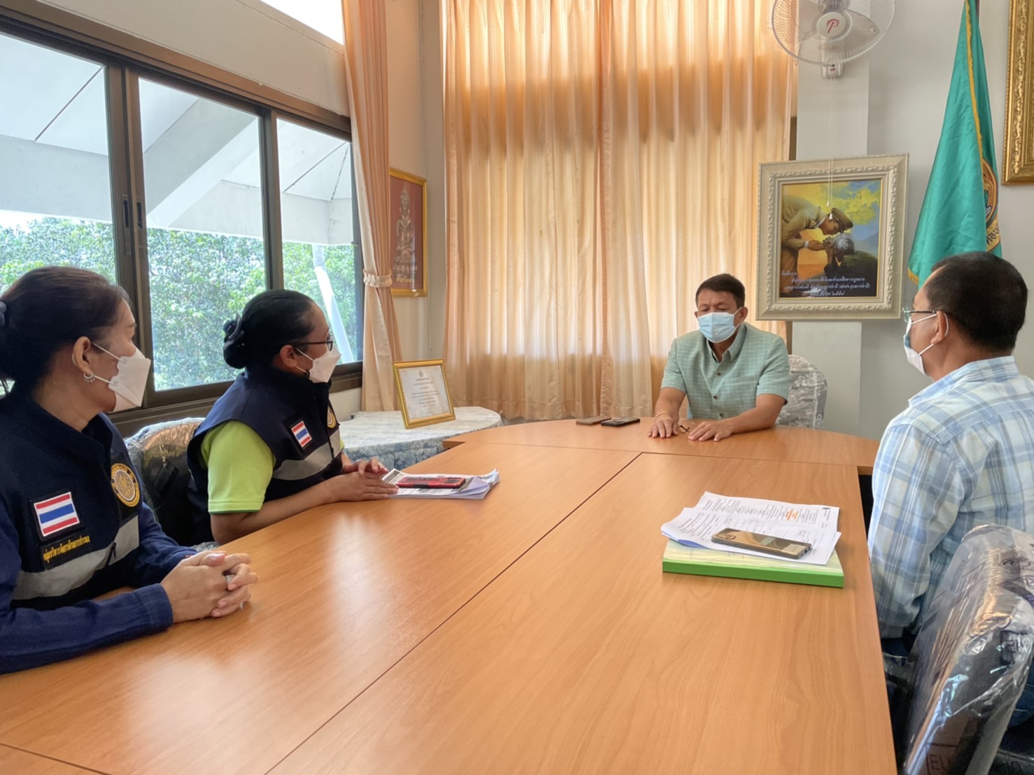 การร่วมพิจารณาแนวทางการขออนุญาตให้ทำการเพาะเลี้ยงสัตว์น้ำในที่จับสัตว์น้ำที่เป็นสาธารณสมบัติของแผ่นดิน ในพื้นที่อำเภอดอนมดเเดง จังหวัดอุบลราชธานี..คลิก