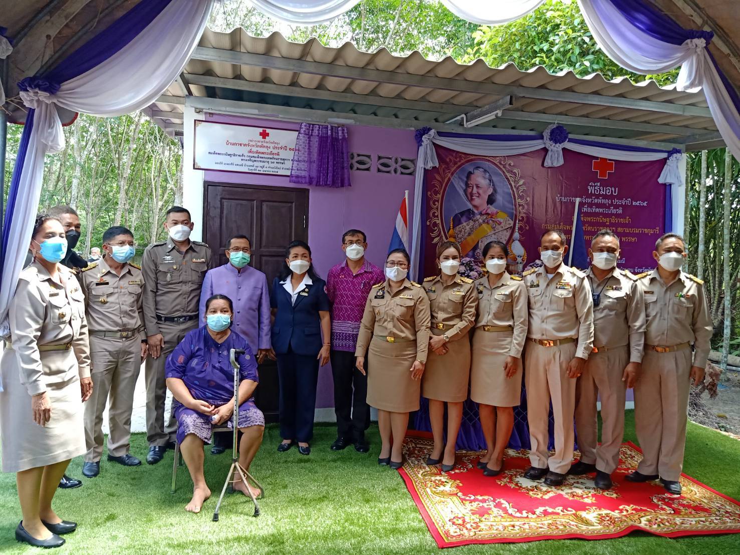 ประมงอำเภอ ป่าบอน  รว่มพิธีเปิดและส่งมอบ  “บ้านกาชาดจังหวัดพัทลุง” ตำบลวังใหม่  อำเภอป่าบอน..คลิก