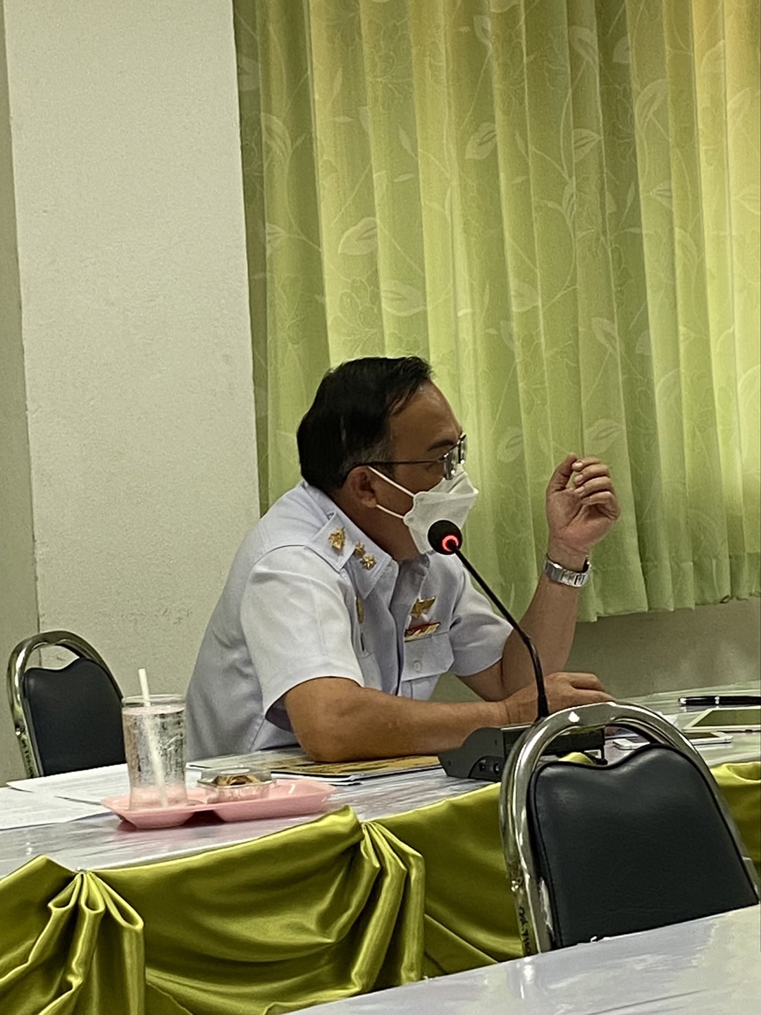 เข้าร่วมประชุมเสวนา เรื่อง..คลิก