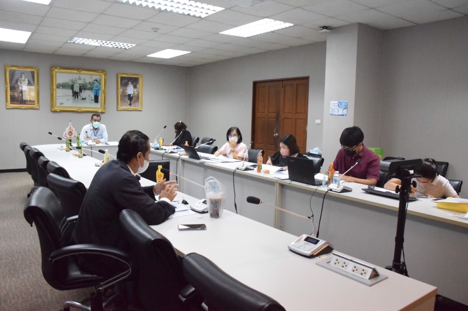 การประชุมคณะทำงานปรับปรุงระเบียบกรมประมงว่าด้วยการขึ้นทะเบียนเกษตรกรผู้เพาะเลี้ยงสัตว์น้ำและผู้ประกอบการด้านการประมง ครั้งที่ 1/2565
