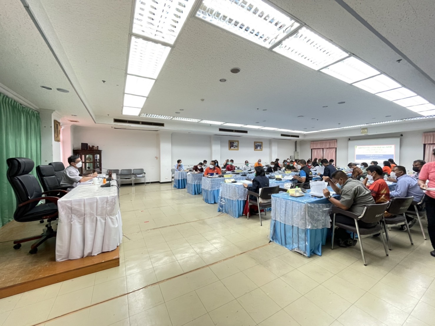 ประมงจังหวดัพัทลุง เข้าร่วมประชุมคณะกรรมการให้ความช่วยเหลือ ผู้ประสบภัยพิบัติจังหวัดพัทลุง (ก.ช.ภ.จ.พัทลุง) ครั้งที่ 3/2565..คลิก
