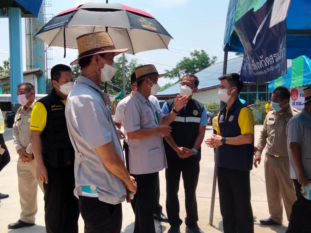 โครงการกระจายสินค้าประมงพื้นบ้านสู่ผู้บริโภค (Fisherman market @ sakaeo) ต.ทัพไทย อ.ตาพระยา จ.สระแก้ว..คลิก