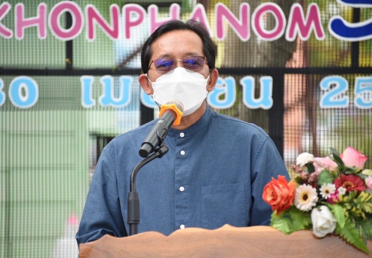 นายเฉลิมชัย สุวรรณรักษ์ อธิบดีกรมประมง เป็นประธานเปิดร้าน Fisherman Shop @ nakhonphanom ณ บริเวณหน้าสำนักงานประมงจังหวัดนครพนม ตำบลหนองแสง อำเภอเมือง จังหวัดนครพนม โดยมีนายกำพล ลอยชื่น ประมงจังหวัดนครพนม ประมงจังหวัดพื้นที่ใกล้เคียง หัวหน้าส่วนราชการสังกัดกรมประมงในจังหวัดนครพนม และเกษตรกรผู้เพาะเลี้ยงสัตว์น้ำในพื้นที่ให้การต้อนรับ