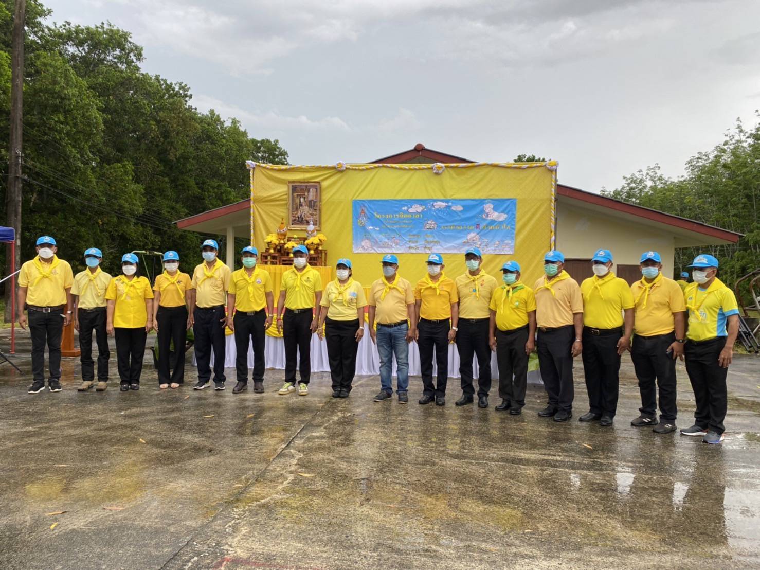 ประมงอำเภอเมืองพัทลุง ร่วมกิจกรรมมจิตอาสาพัฒนาเพื่อเฉลิมพระเกียรติ พระบาทสมเด็จพระเจ้าอยู่หัว เนื่องในโอกาสวันฉัตรมงคล 4 พฤษภาคม 2565..คลิก