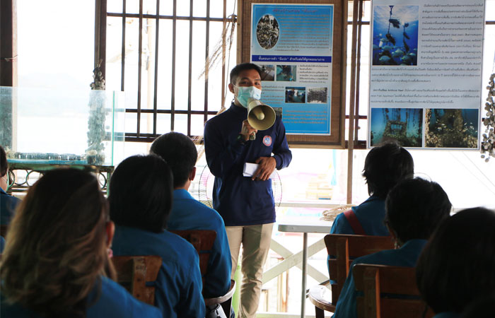คณะครูและบุคลากรโรงเรียนสระหลวงพิทยาคม จังหวัดพิจิตร ศึกษาดูงาน ณ ศูนย์ศึกษาการพัฒนาอ่าวคุ้งกระเบนฯ