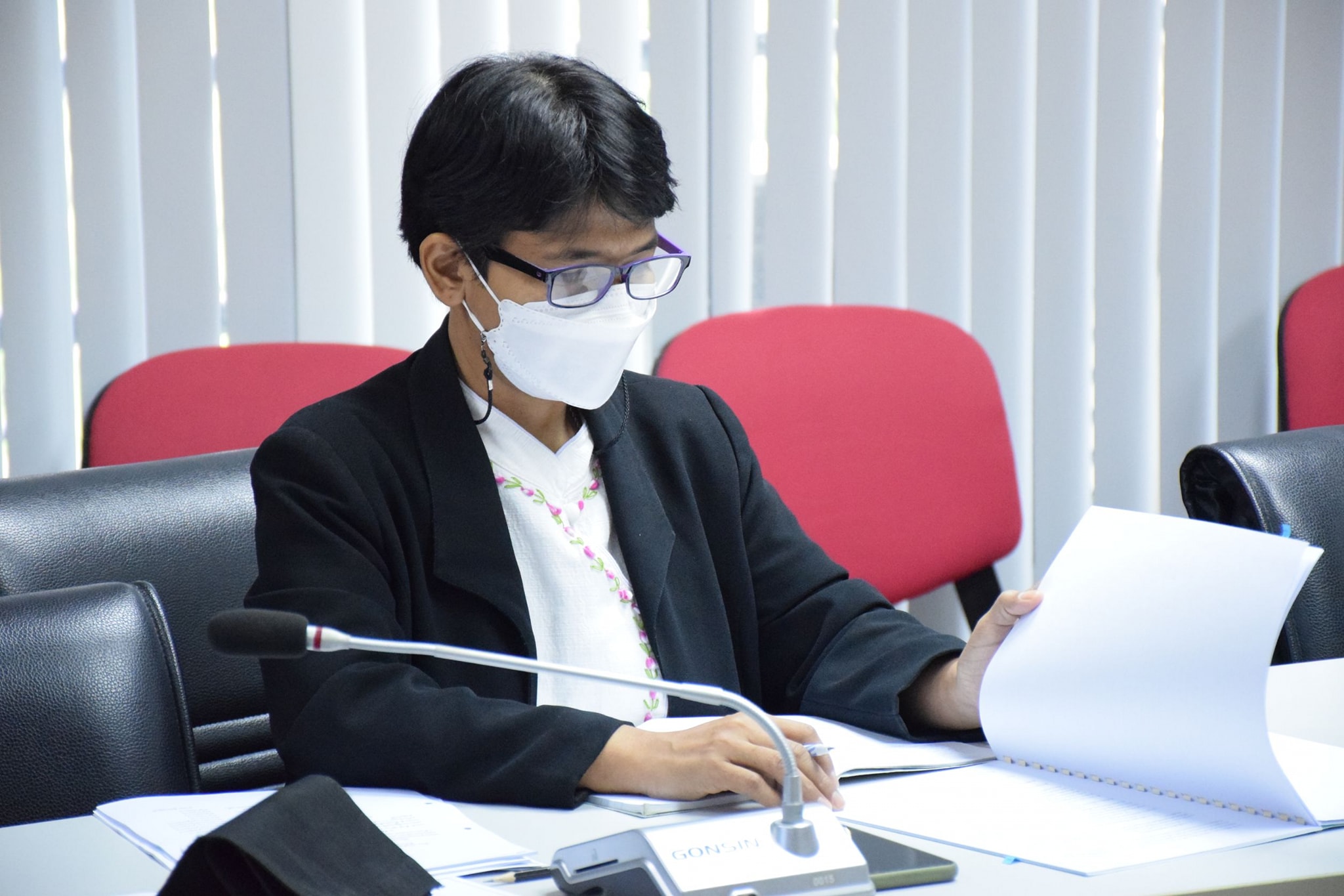 นายถาวร ทันใจ รองอธิบดีกรมประมง เป็นประธานการประชุมคณะทำงานจ่ายเงินเยียวยาเรือประมง ครั้งที่ 1/2565 ผ่านระบบการประชุมทางไกลออนไลน์ Zoom Cloud Meetings..คลิก