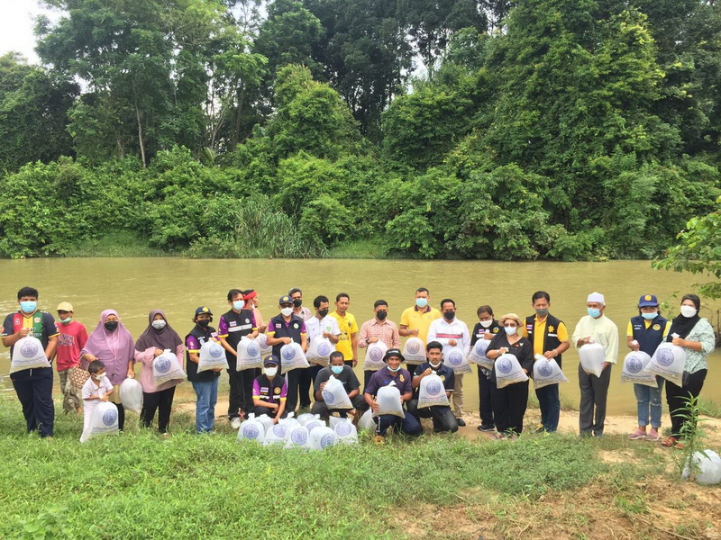 สนับสนุนพันธุ์ปลากินพืช เพื่อปล่อยลงสู่คลองท่ากุน อ.เขาชัยสน จ.พัทลุง..คลิก