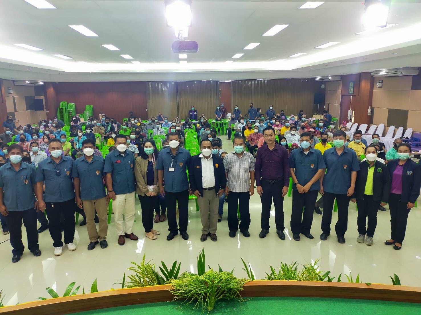 ประมงอำเภอตะโหมด เข้าร่วมสัมมนาแนวทางการพัฒนาปศุสัตว์และเฝ้าระวังป้องกันโรคสัตว์พื้นที่จังหวัดพัทลุง..คลิก