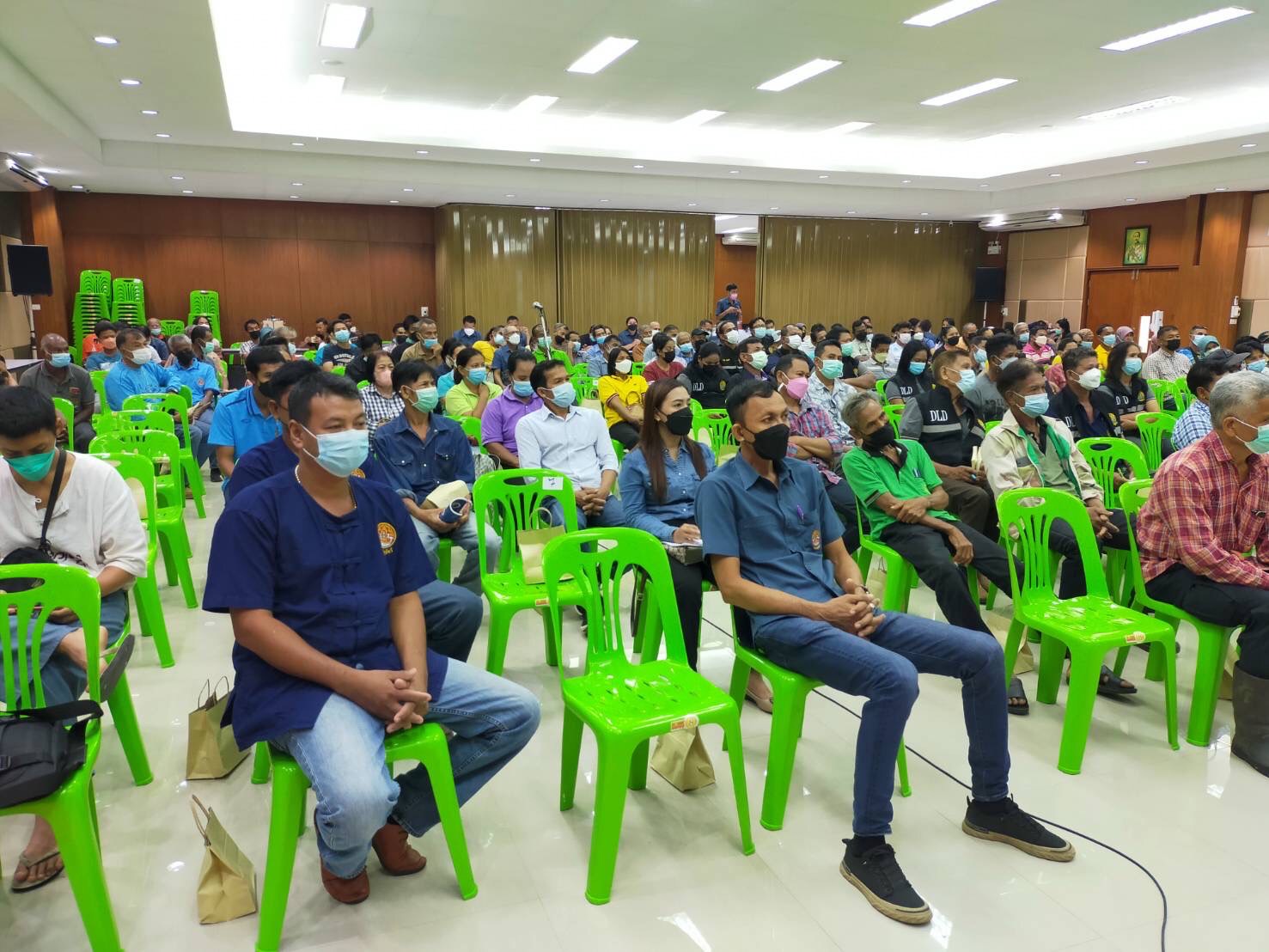 ประมงอำเภอตะโหมด เข้าร่วมสัมมนาแนวทางการพัฒนาปศุสัตว์และเฝ้าระวังป้องกันโรคสัตว์พื้นที่จังหวัดพัทลุง