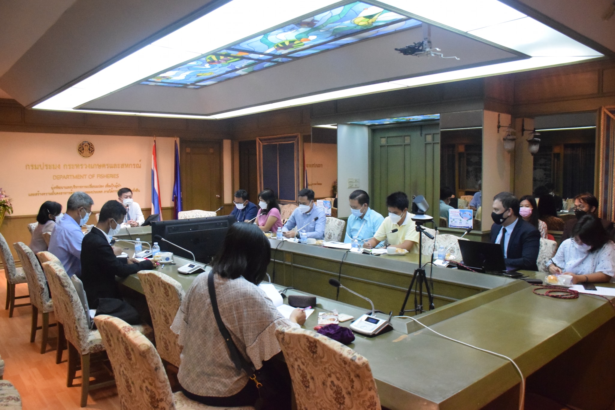 ดร.ถาวร ทันใจ รองอธิบดีกรมประมง เป็นประธานการประชุมเตรียมการกับหน่วยงานที่เกี่ยวข้อง เพื่อจัดเตรียมข้อมูลประเด็น ความร่วมมือโครงการ Blue Justice Initiative..คลิก