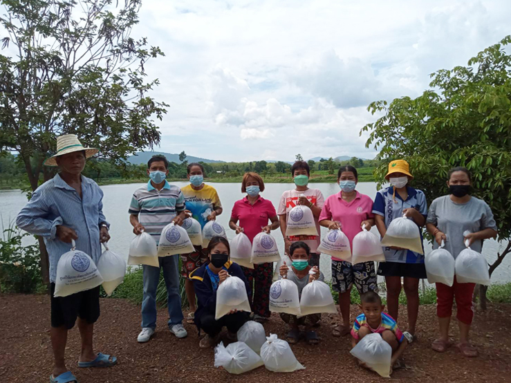 ศปจ.ตาก สนับสนุนพันธุ์กุ้งก้ามกราม ให้สำนักงานประมงจังหวัดพิษณุโลก..คลิก